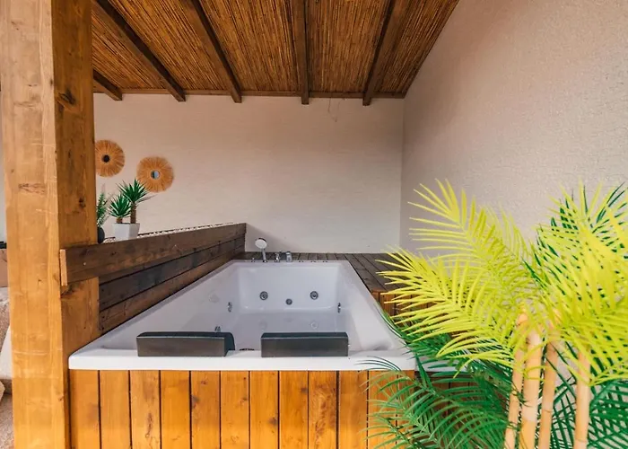 The Now בית נופש *